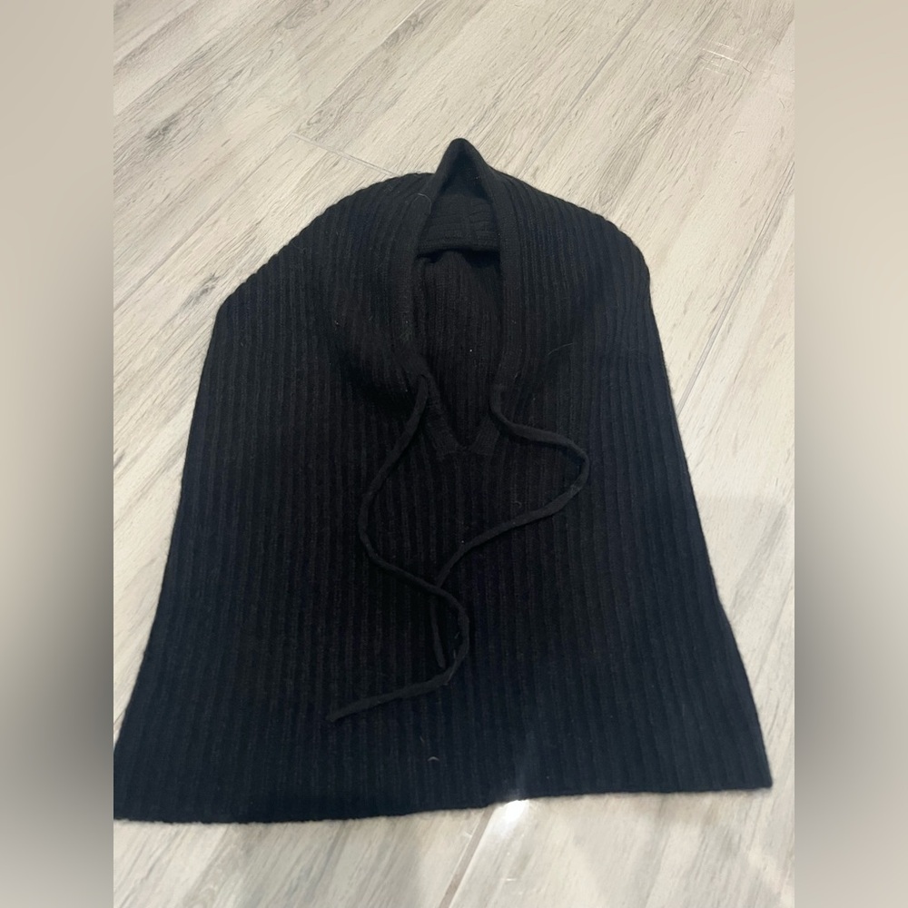 Hannah Rose Black Cashmere Snood